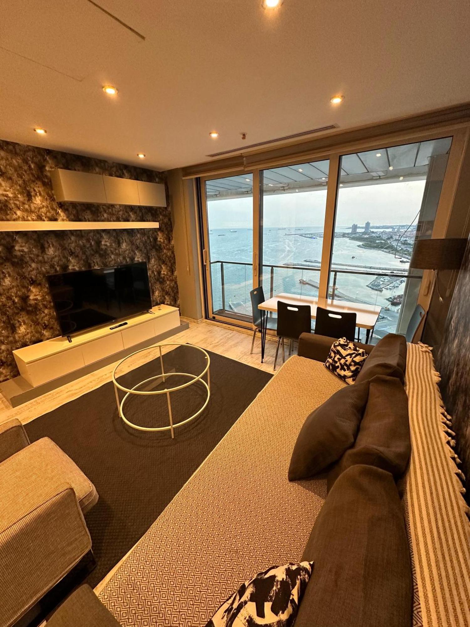 Ottomare Luxury With Pool With Amazing View Daire İstanbul